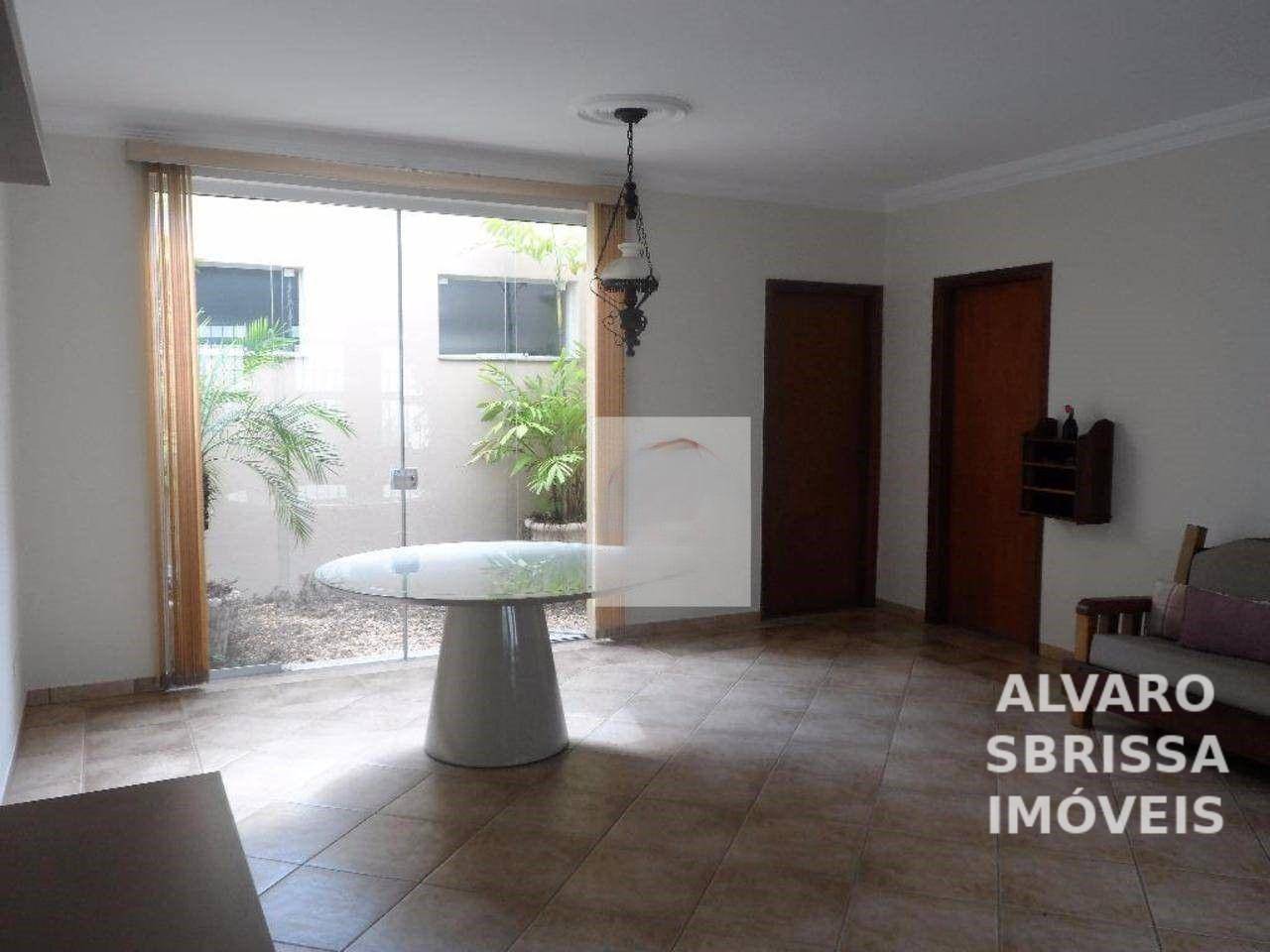 Casa à venda e aluguel com 3 quartos, 160m² - Foto 8