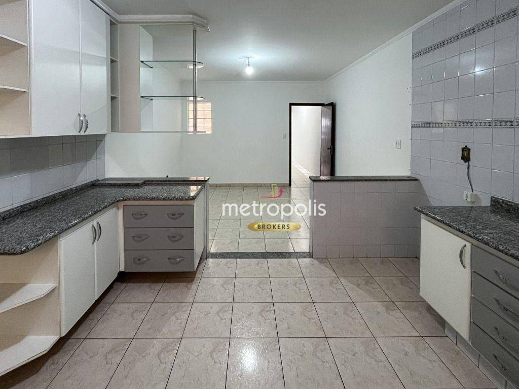 Sobrado à venda com 3 quartos, 200m² - Foto 9