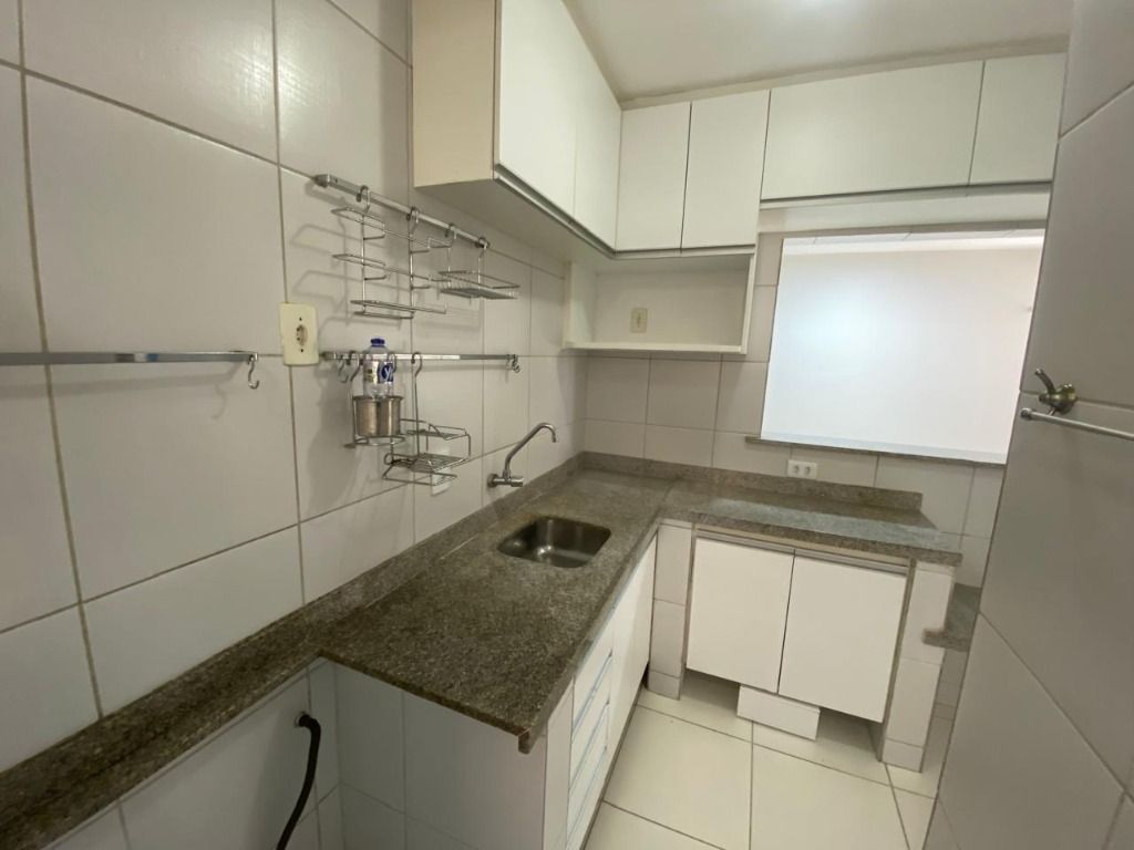 Apartamento para alugar com 2 quartos, 64m² - Foto 5