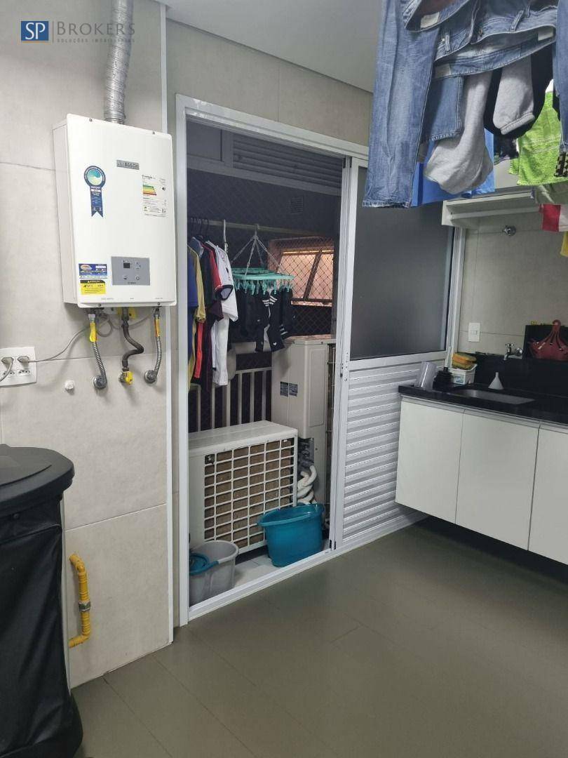 Apartamento à venda com 3 quartos, 238m² - Foto 22