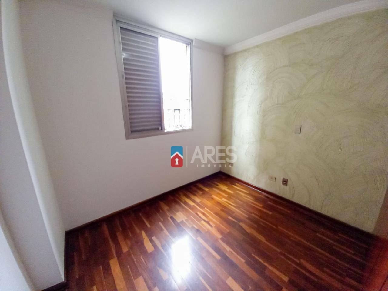 Apartamento à venda com 3 quartos, 95m² - Foto 12