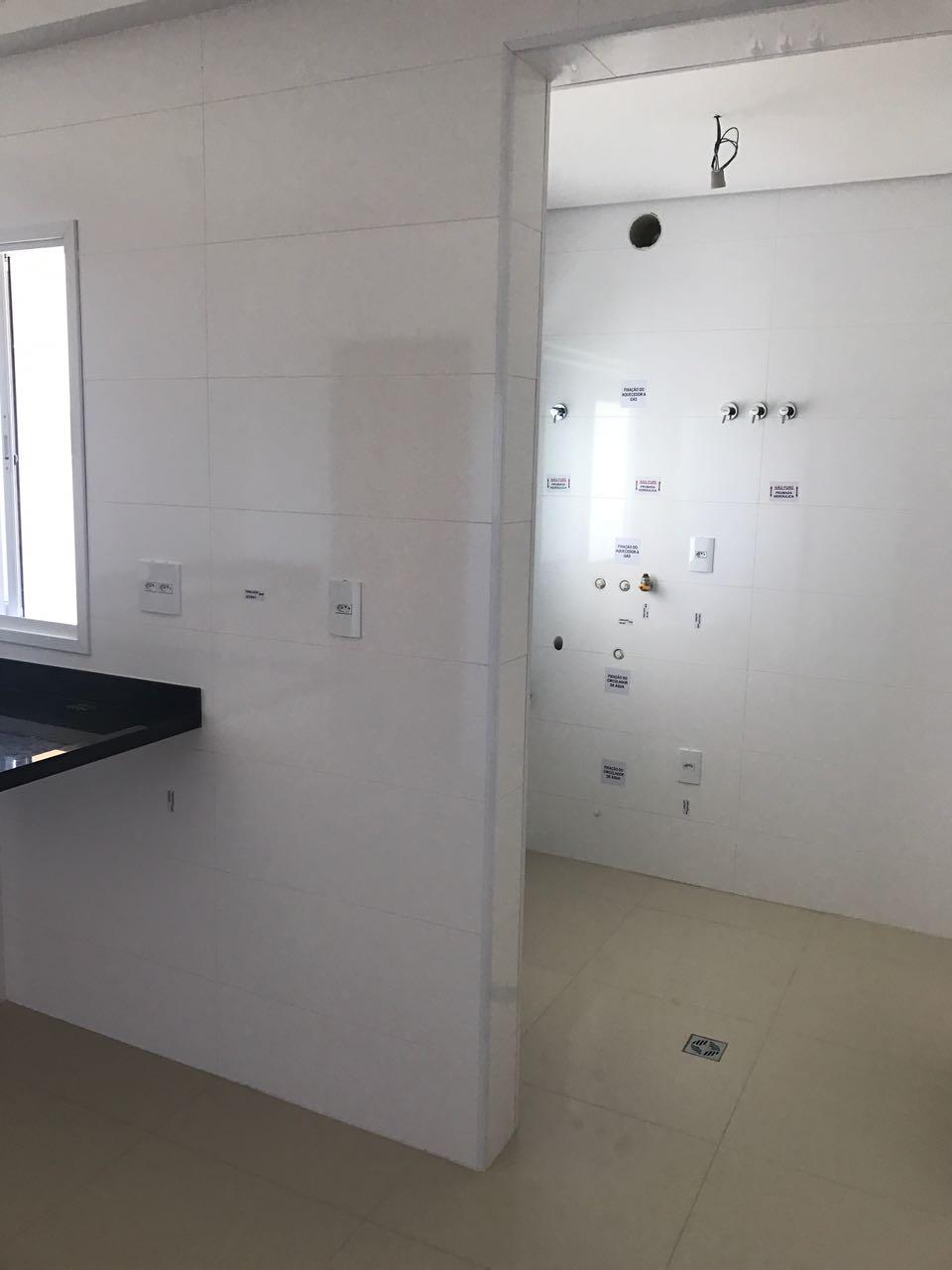 Apartamento à venda com 3 quartos, 145m² - Foto 26