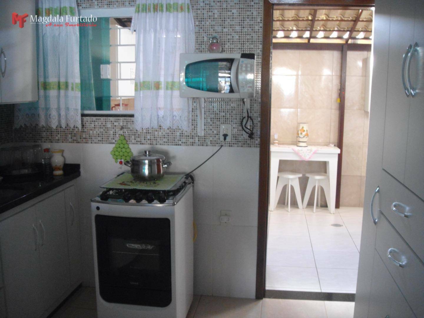 Casa à venda com 2 quartos, 120m² - Foto 6