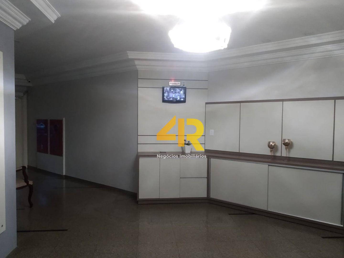 Apartamento à venda com 3 quartos, 128m² - Foto 3