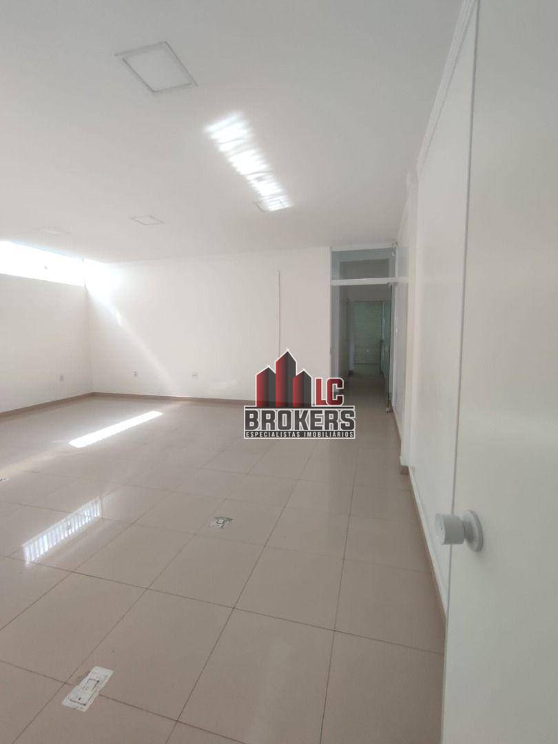 Sobrado à venda com 2 quartos, 340m² - Foto 11