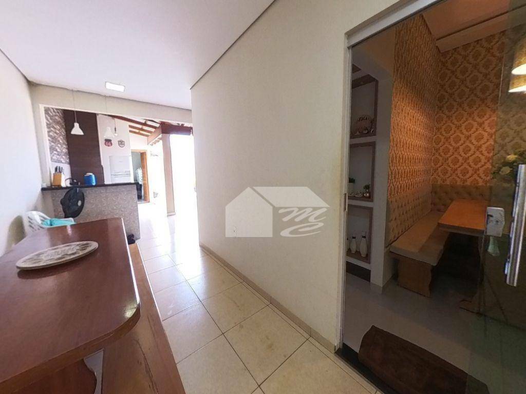 Casa à venda com 3 quartos, 184m² - Foto 8