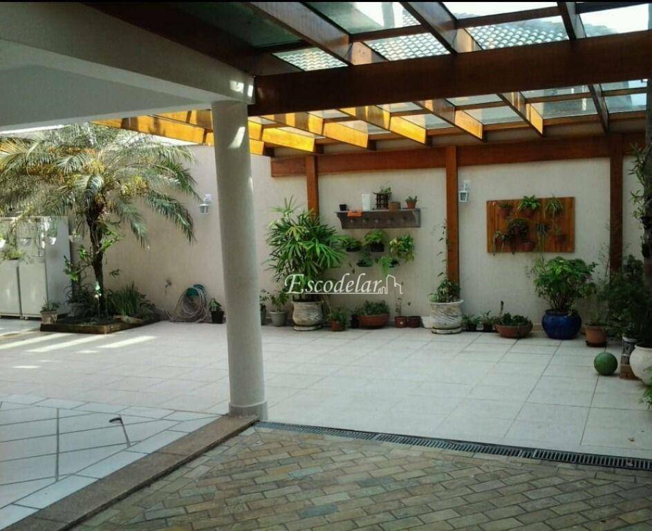 Casa de Condomínio à venda com 4 quartos, 400m² - Foto 13