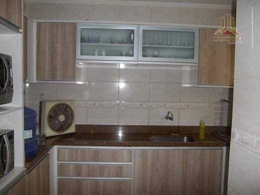 Apartamento à venda com 3 quartos, 75m² - Foto 3