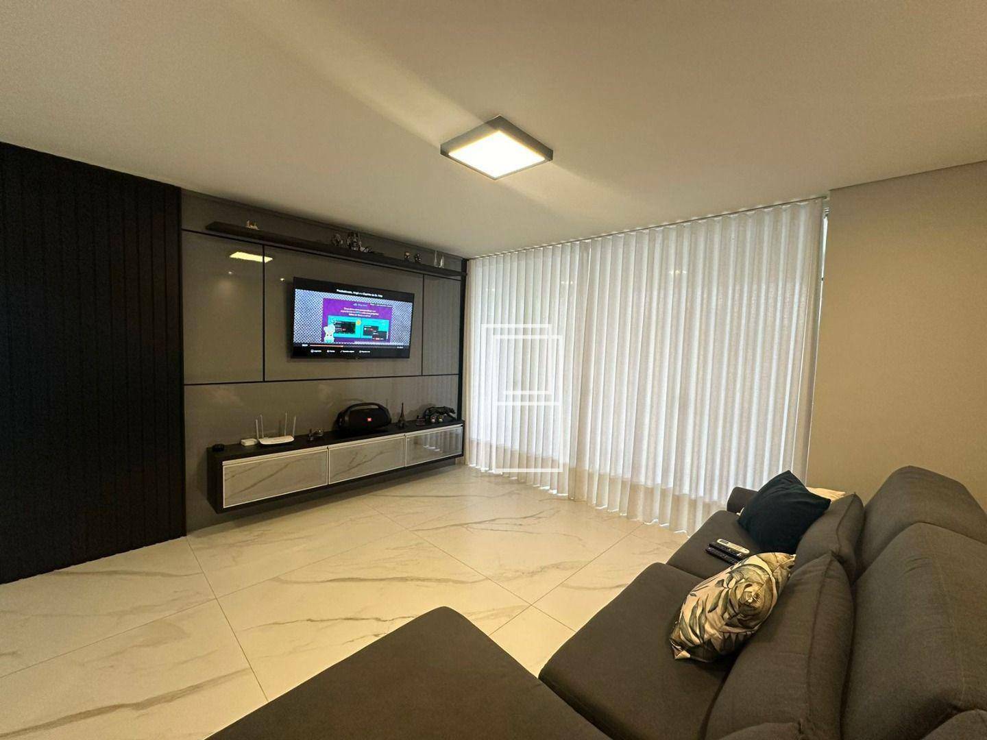 Casa de Condomínio à venda com 4 quartos, 333m² - Foto 15