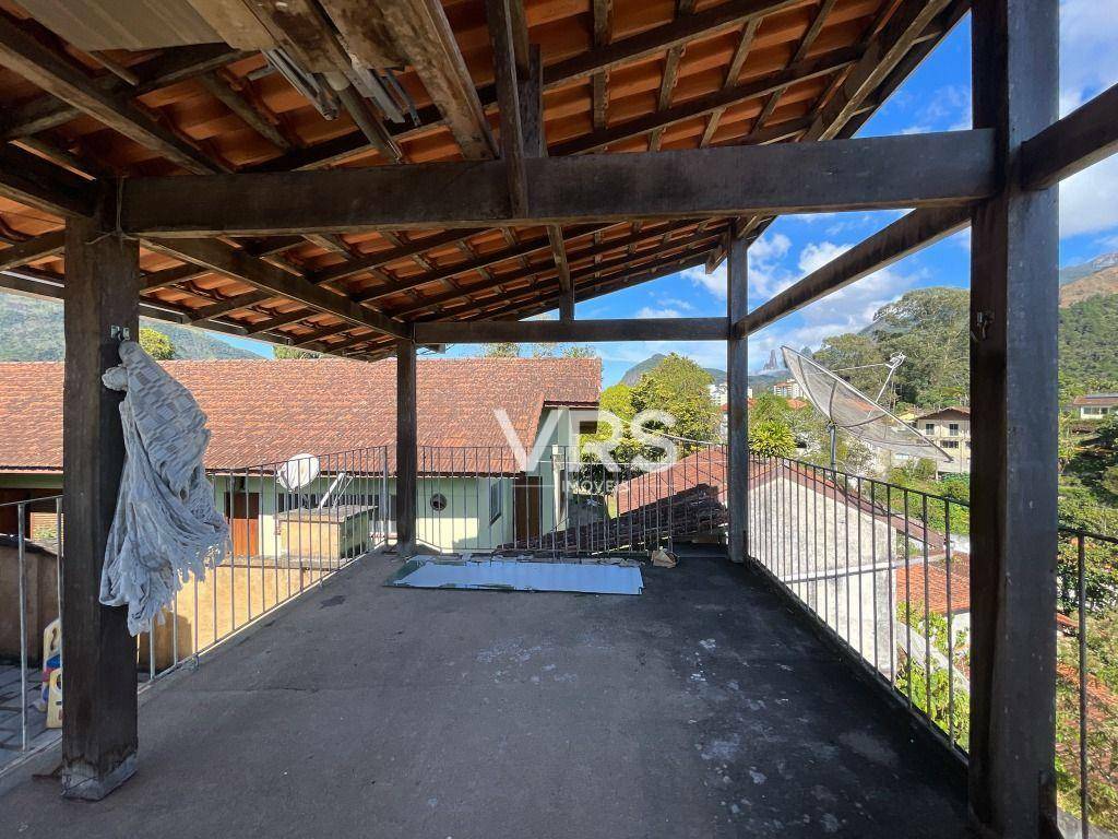 Casa à venda com 3 quartos, 185m² - Foto 29