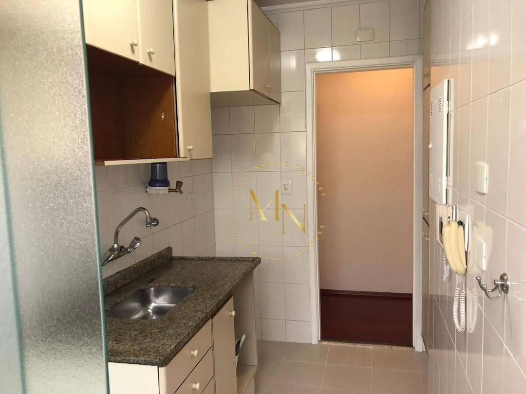 Apartamento à venda com 2 quartos, 56m² - Foto 11