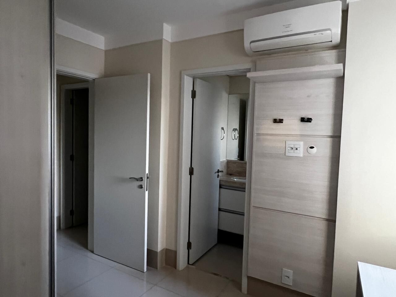 Apartamento à venda com 3 quartos, 125m² - Foto 9