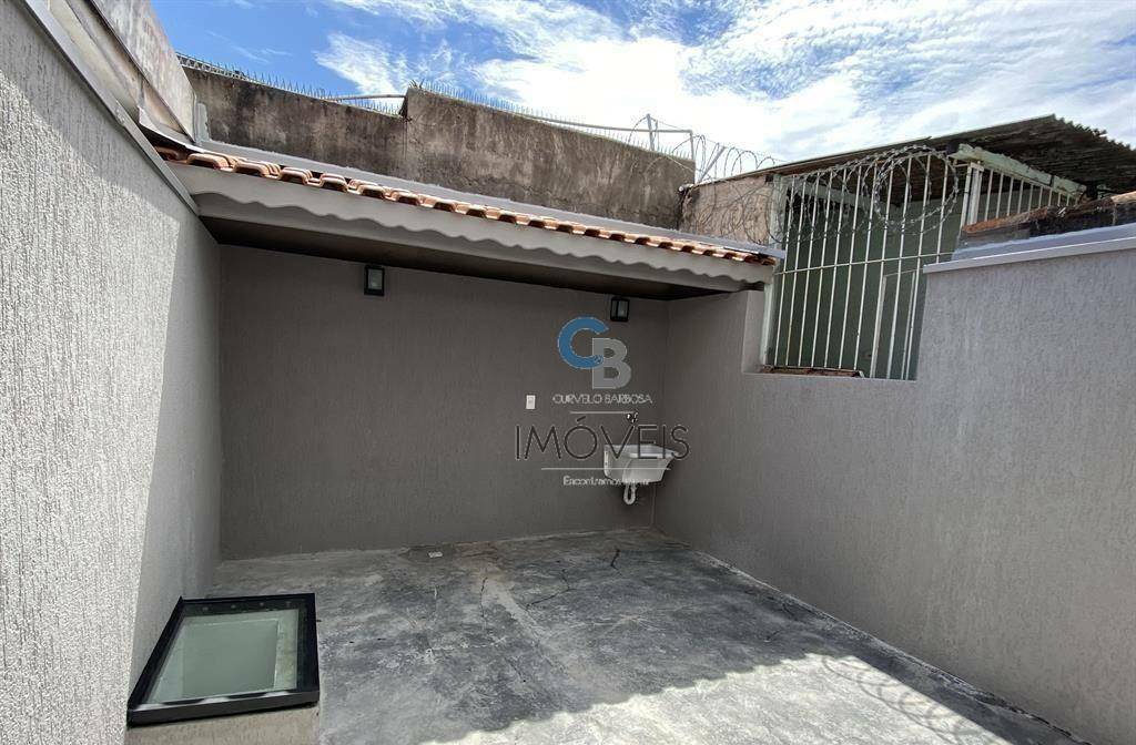 Casa para alugar com 5 quartos, 150m² - Foto 7