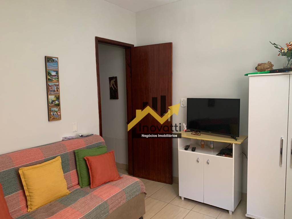 Casa de Condomínio à venda com 4 quartos, 219m² - Foto 8