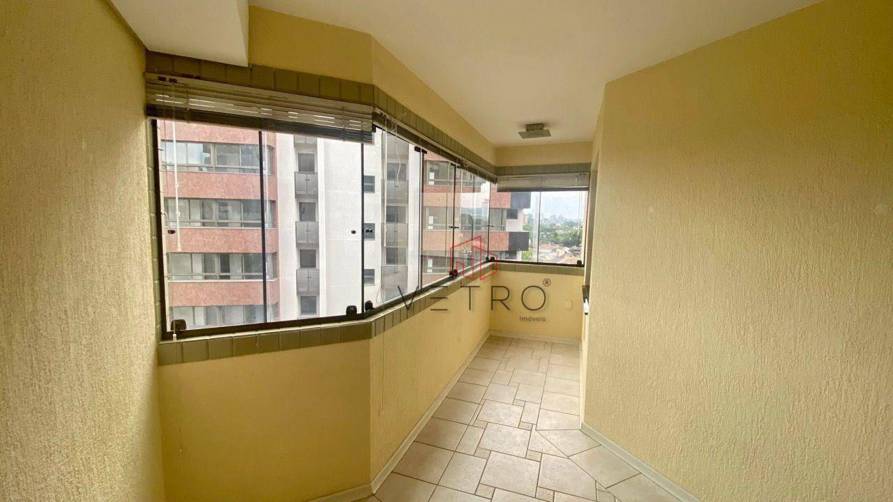 Apartamento à venda com 3 quartos, 160m² - Foto 9