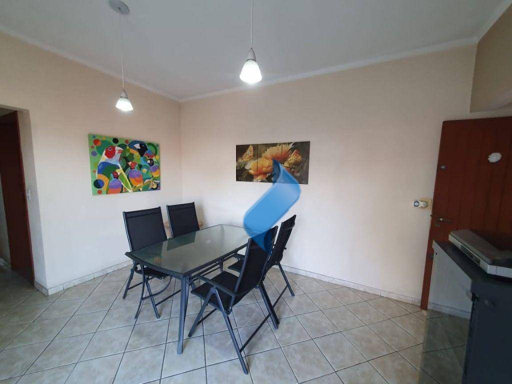 Casa à venda com 3 quartos, 228m² - Foto 10