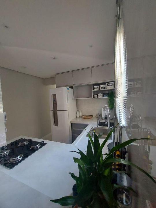 Apartamento à venda com 2 quartos, 50m² - Foto 9