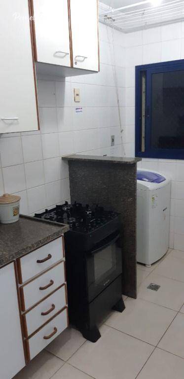 Apartamento à venda com 2 quartos, 75m² - Foto 7