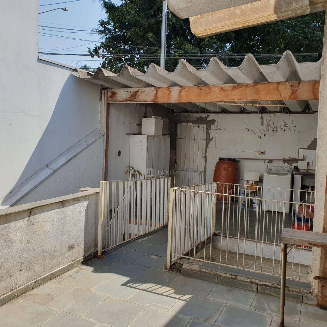 Sobrado à venda com 6 quartos, 200m² - Foto 16