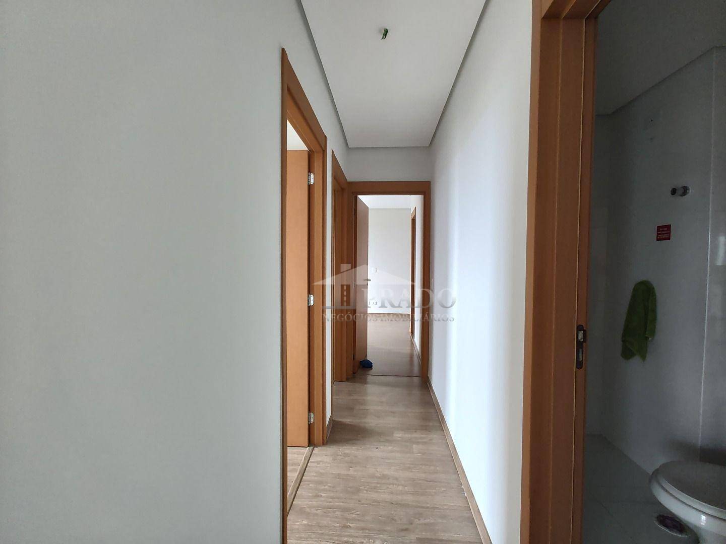 Apartamento à venda com 3 quartos, 74m² - Foto 9