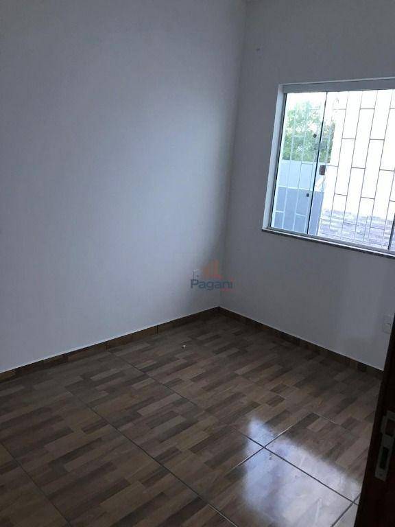 Casa para alugar com 2 quartos, 50m² - Foto 9