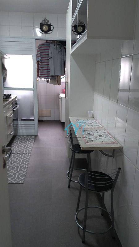 Apartamento à venda com 3 quartos, 99m² - Foto 17