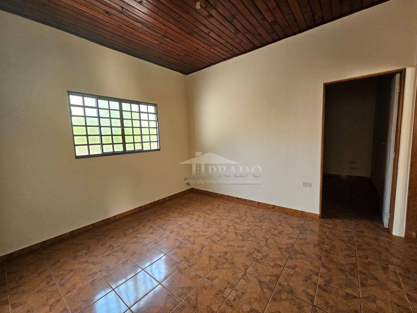 Casa para alugar com 2 quartos, 80m² - Foto 9