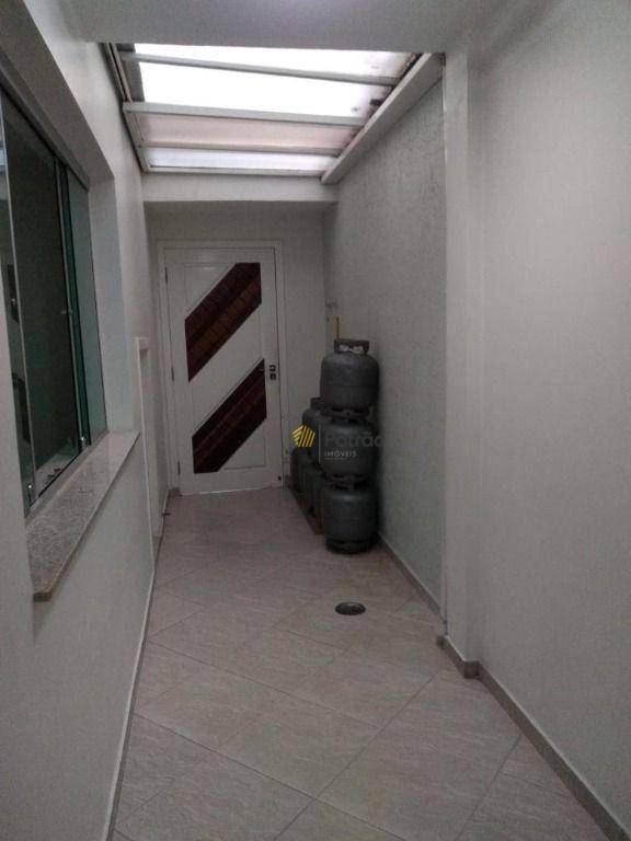 Sobrado à venda com 3 quartos, 318m² - Foto 44