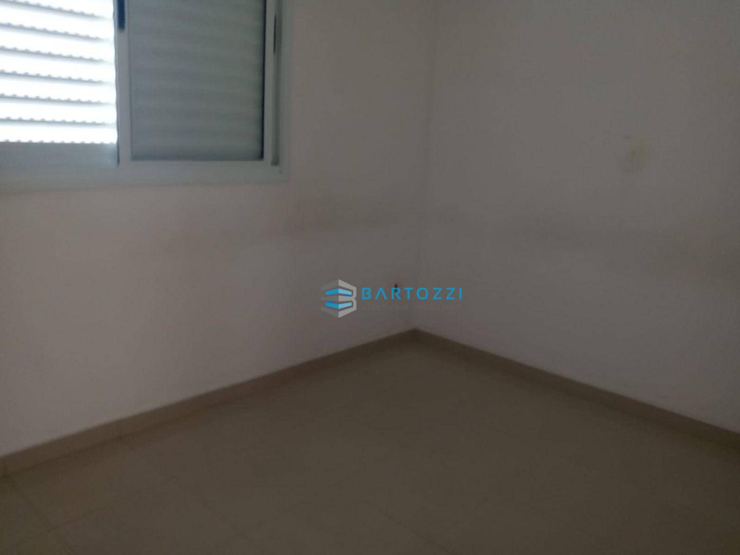 Apartamento à venda com 2 quartos, 70m² - Foto 18