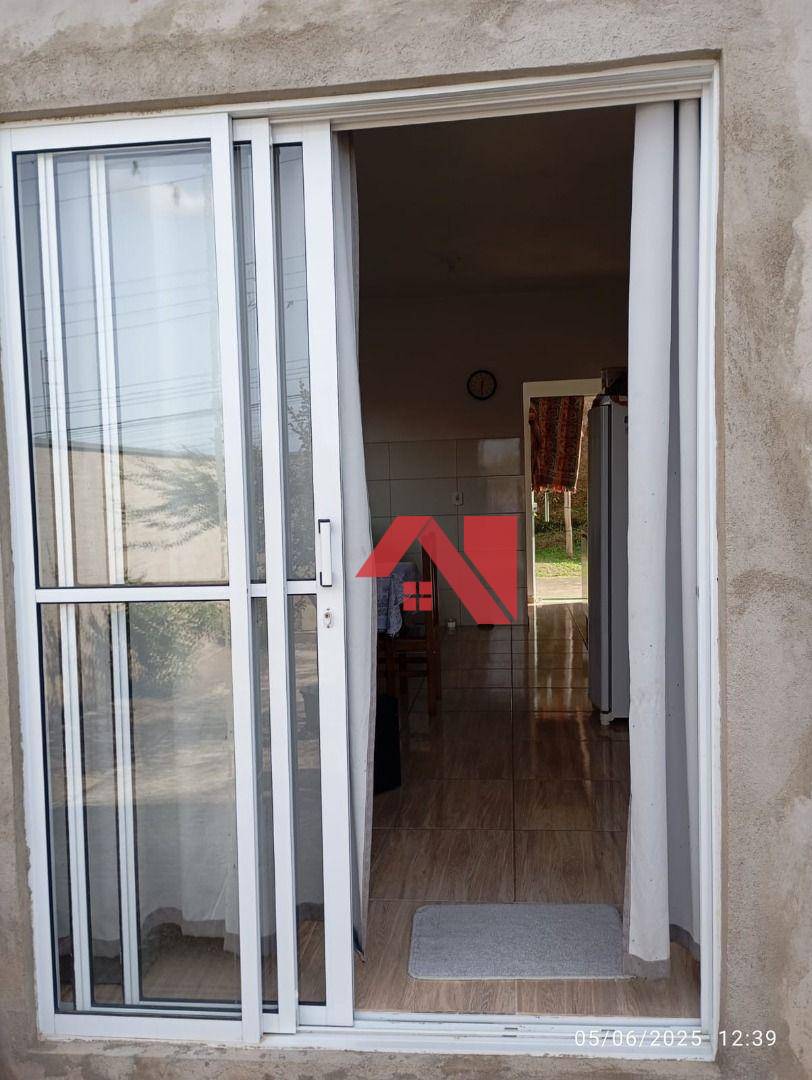 Casa para alugar com 2 quartos, 57m² - Foto 9