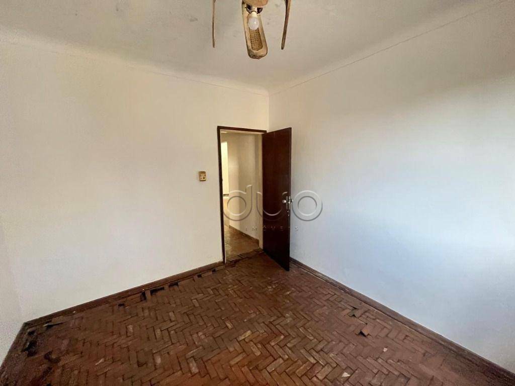 Casa à venda com 2 quartos, 209m² - Foto 8