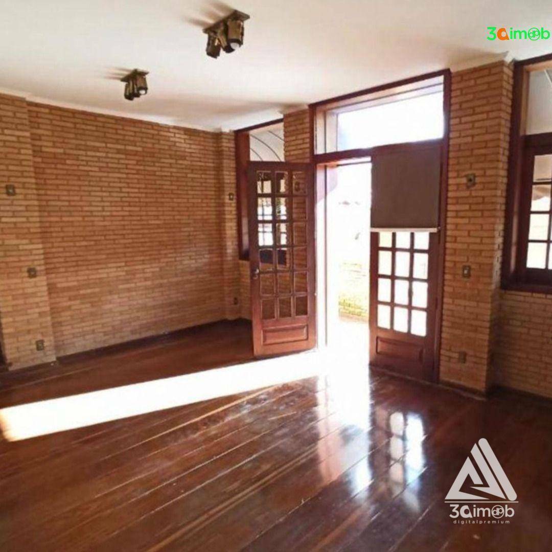 Casa à venda com 5 quartos, 330m² - Foto 4