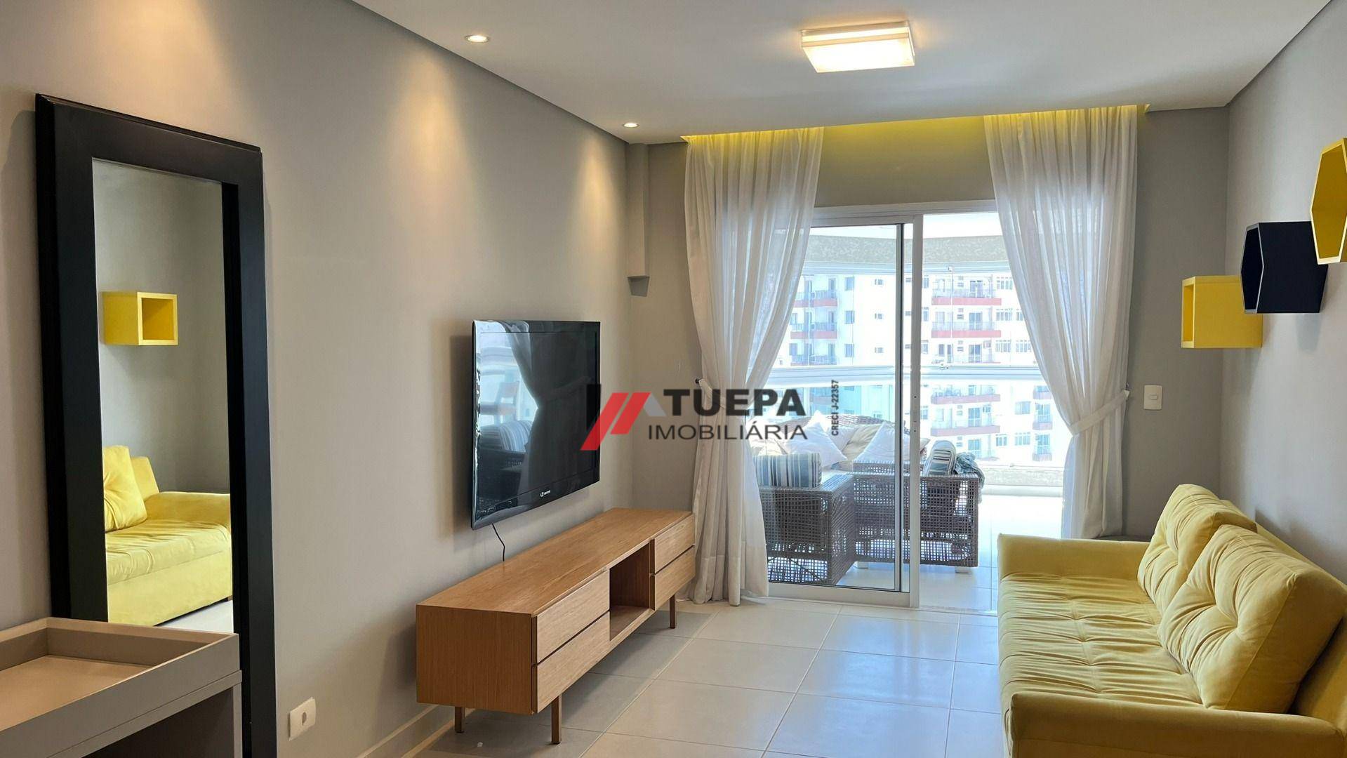 Apartamento à venda e aluguel com 3 quartos, 135m² - Foto 1