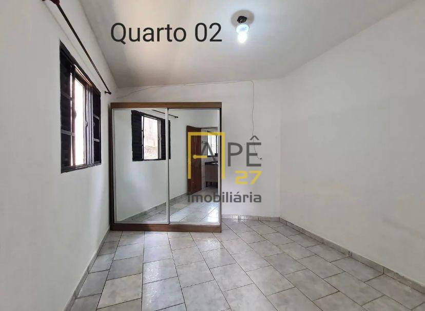 Casa para alugar com 2 quartos, 150m² - Foto 7