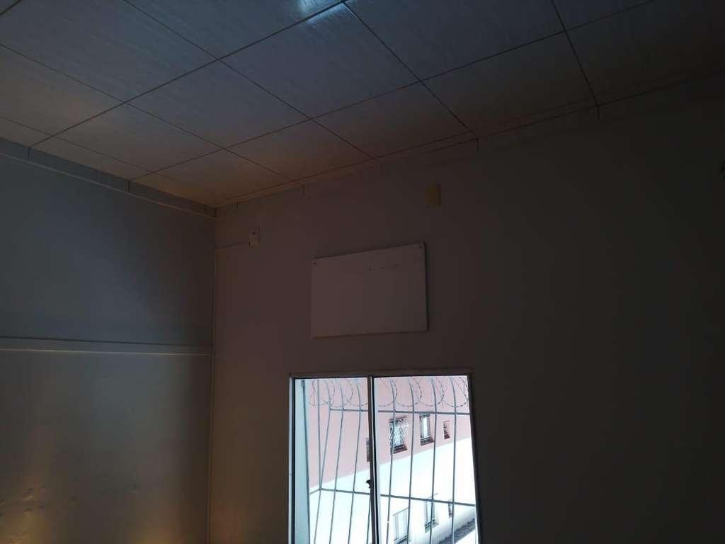 Apartamento à venda com 2 quartos, 40m² - Foto 33