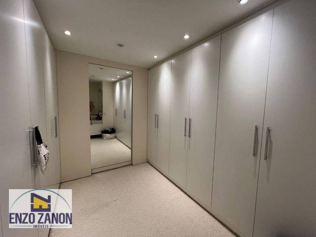 Apartamento à venda com 4 quartos, 208m² - Foto 14