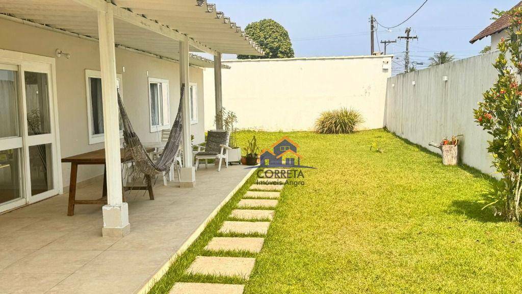 Casa à venda com 4 quartos, 193m² - Foto 2