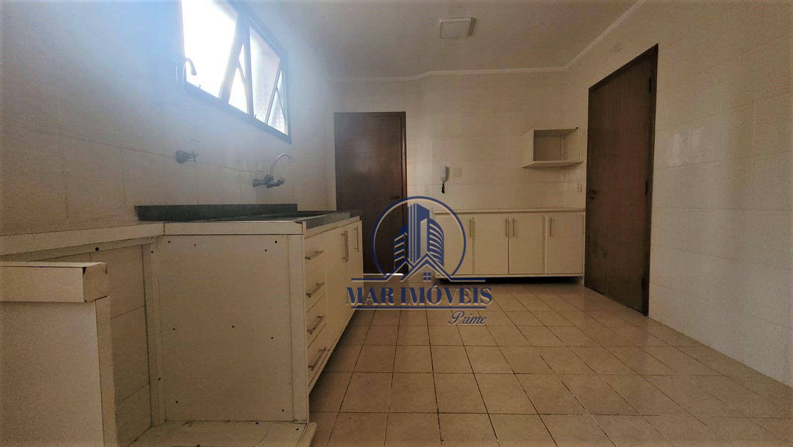 Apartamento à venda com 3 quartos, 140m² - Foto 13