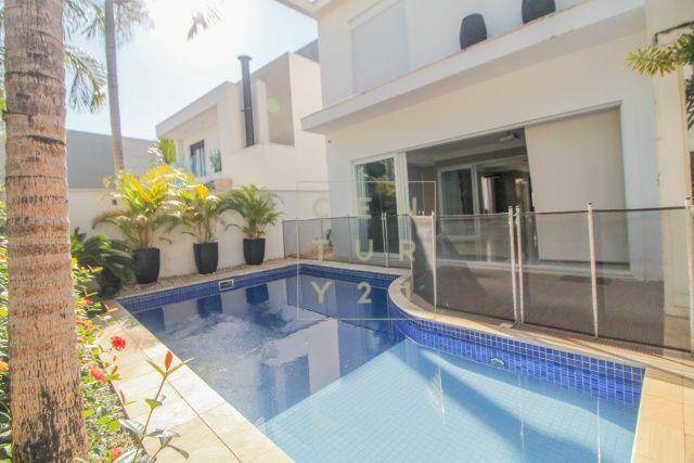 Casa de Condomínio à venda com 3 quartos, 388m² - Foto 4