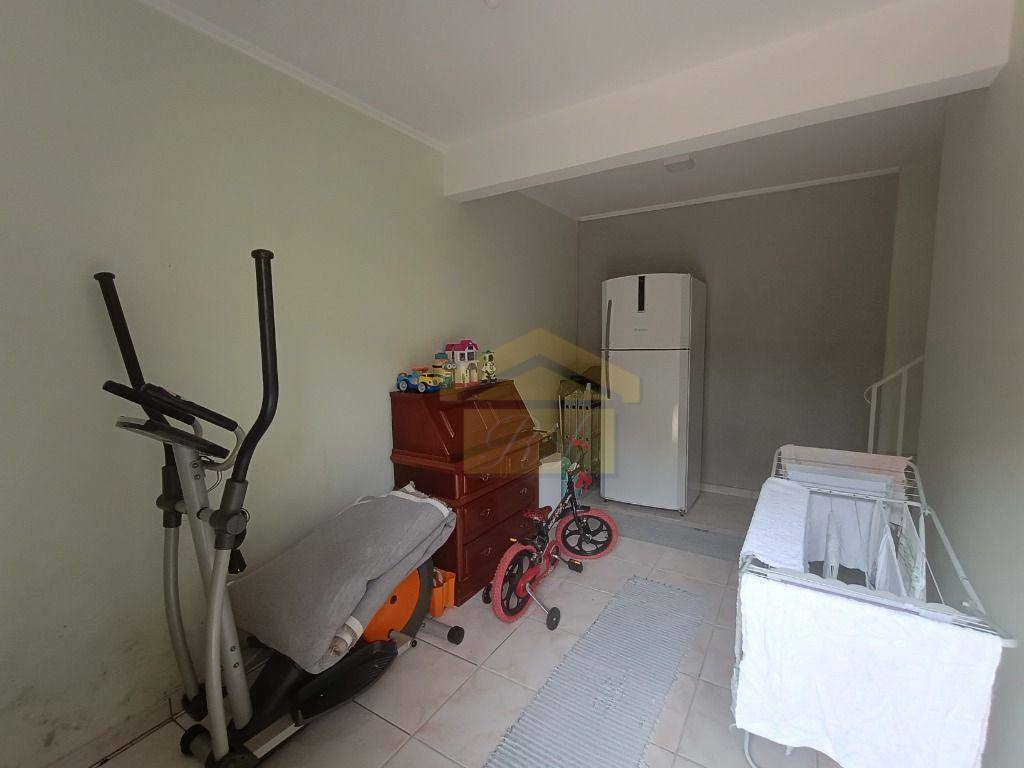 Sobrado à venda com 3 quartos, 157m² - Foto 13