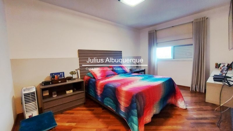 Apartamento à venda com 3 quartos, 253m² - Foto 15