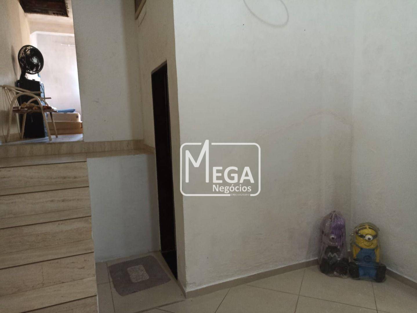 Casa à venda com 2 quartos, 140m² - Foto 11