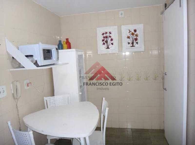 Apartamento à venda com 2 quartos, 75m² - Foto 8