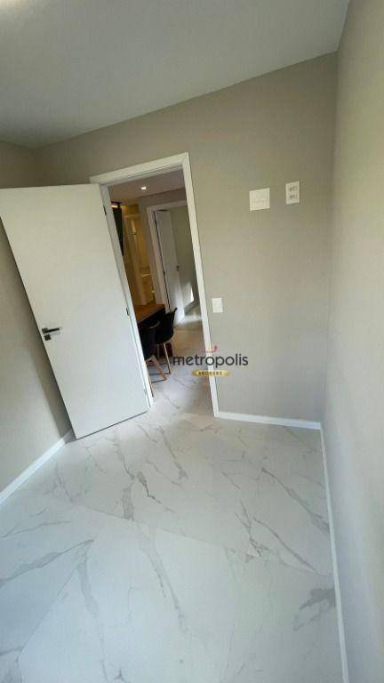 Apartamento para alugar com 2 quartos, 36m² - Foto 17