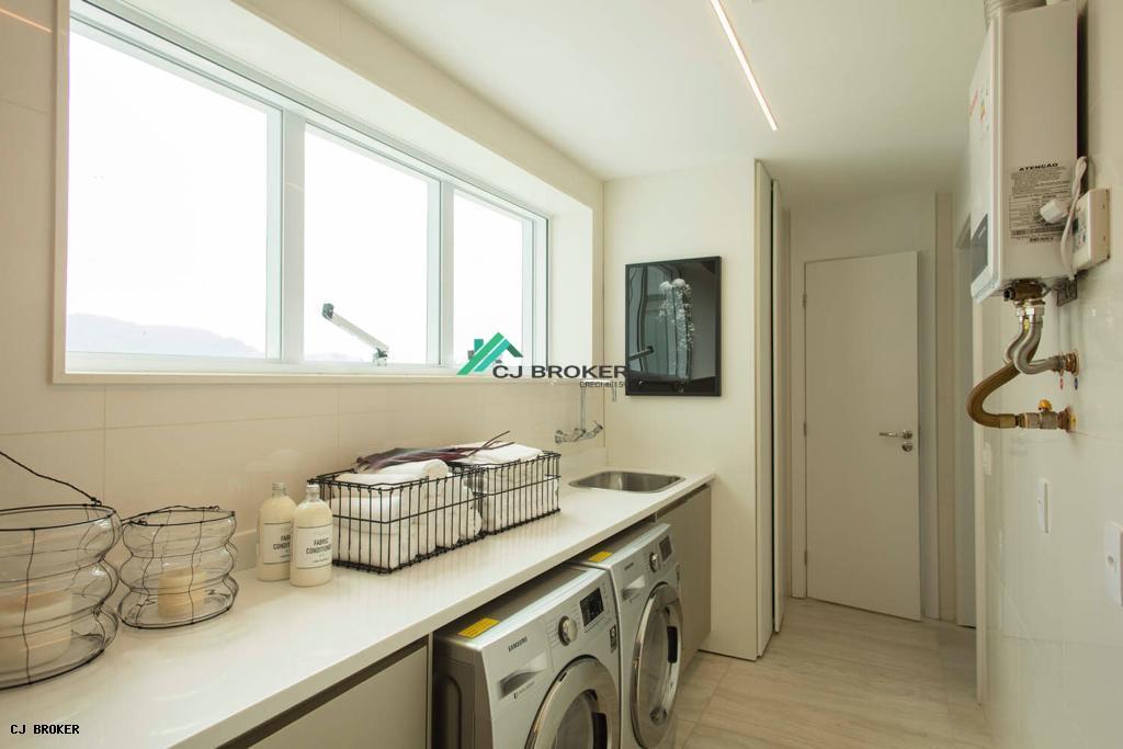 Apartamento à venda com 4 quartos, 266m² - Foto 10