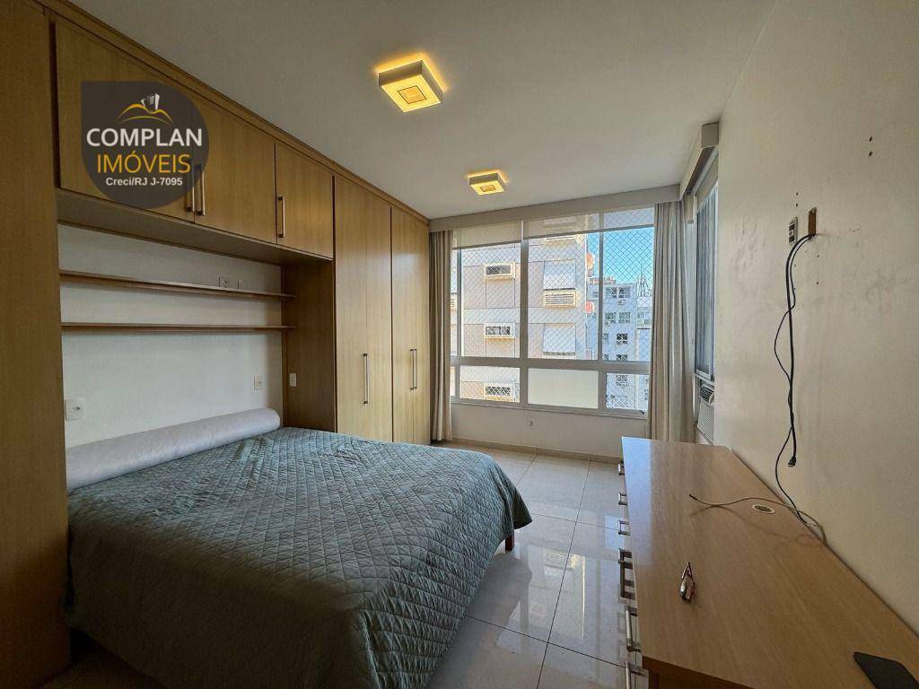 Apartamento para alugar com 3 quartos, 140m² - Foto 10