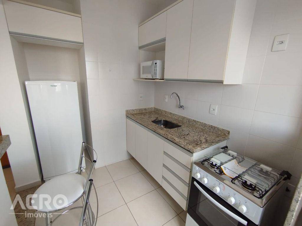 Apartamento para alugar com 1 quarto, 37m² - Foto 11