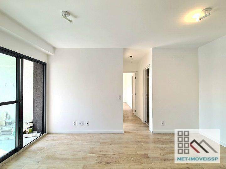 Apartamento à venda com 2 quartos, 61m² - Foto 4