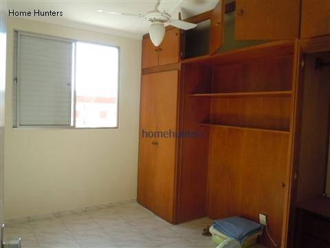 Apartamento à venda com 2 quartos, 70m² - Foto 13