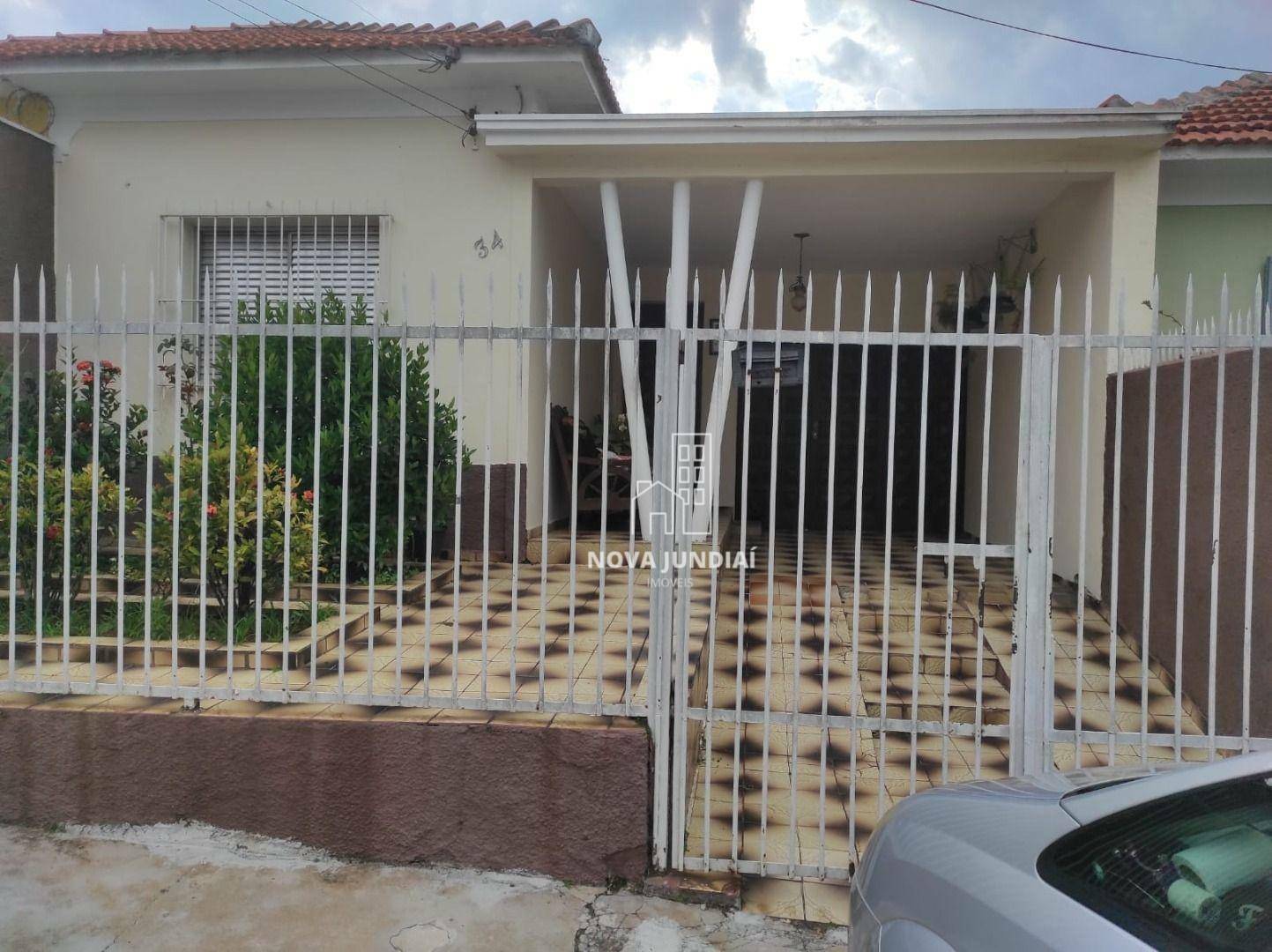 Casa à venda com 3 quartos, 192m² - Foto 1